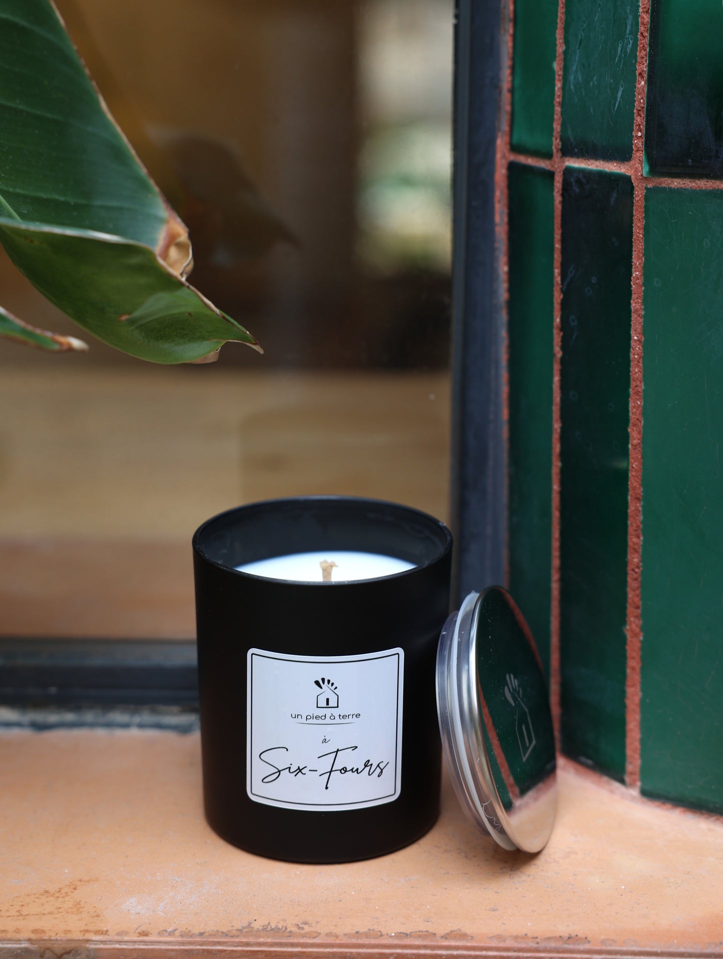 Bougie parfumée "Un Pied à terre à Six-fours"