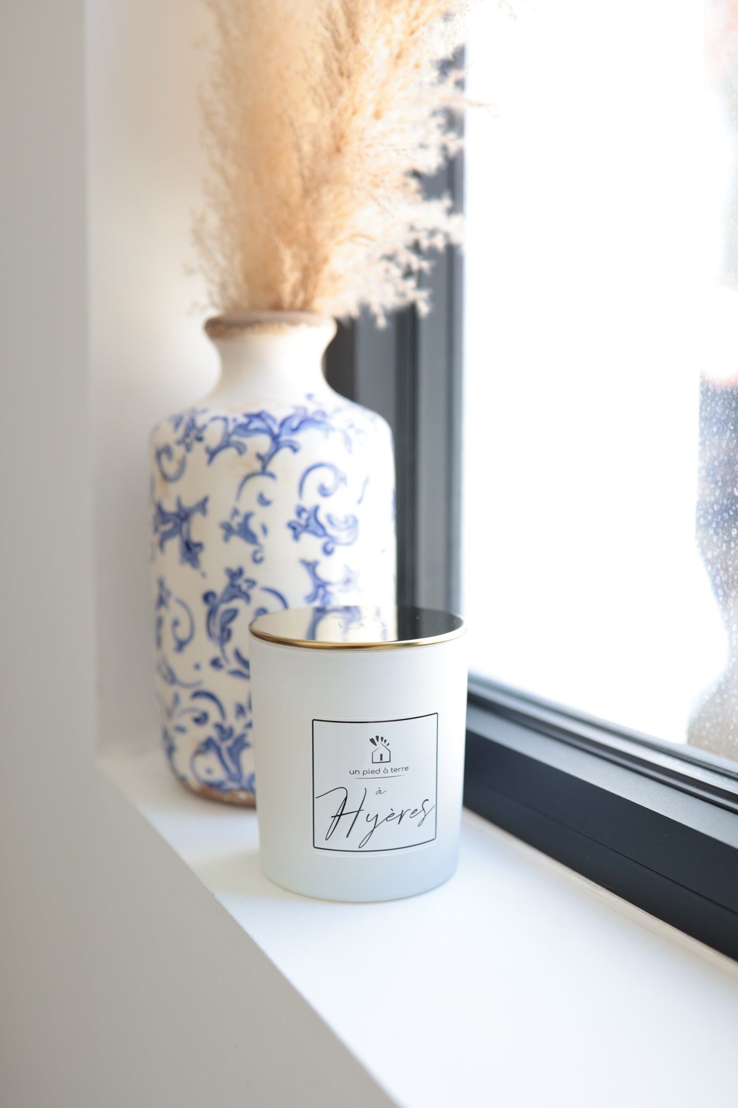 Bougie parfumée "Un Pied à Terre à Hyères"