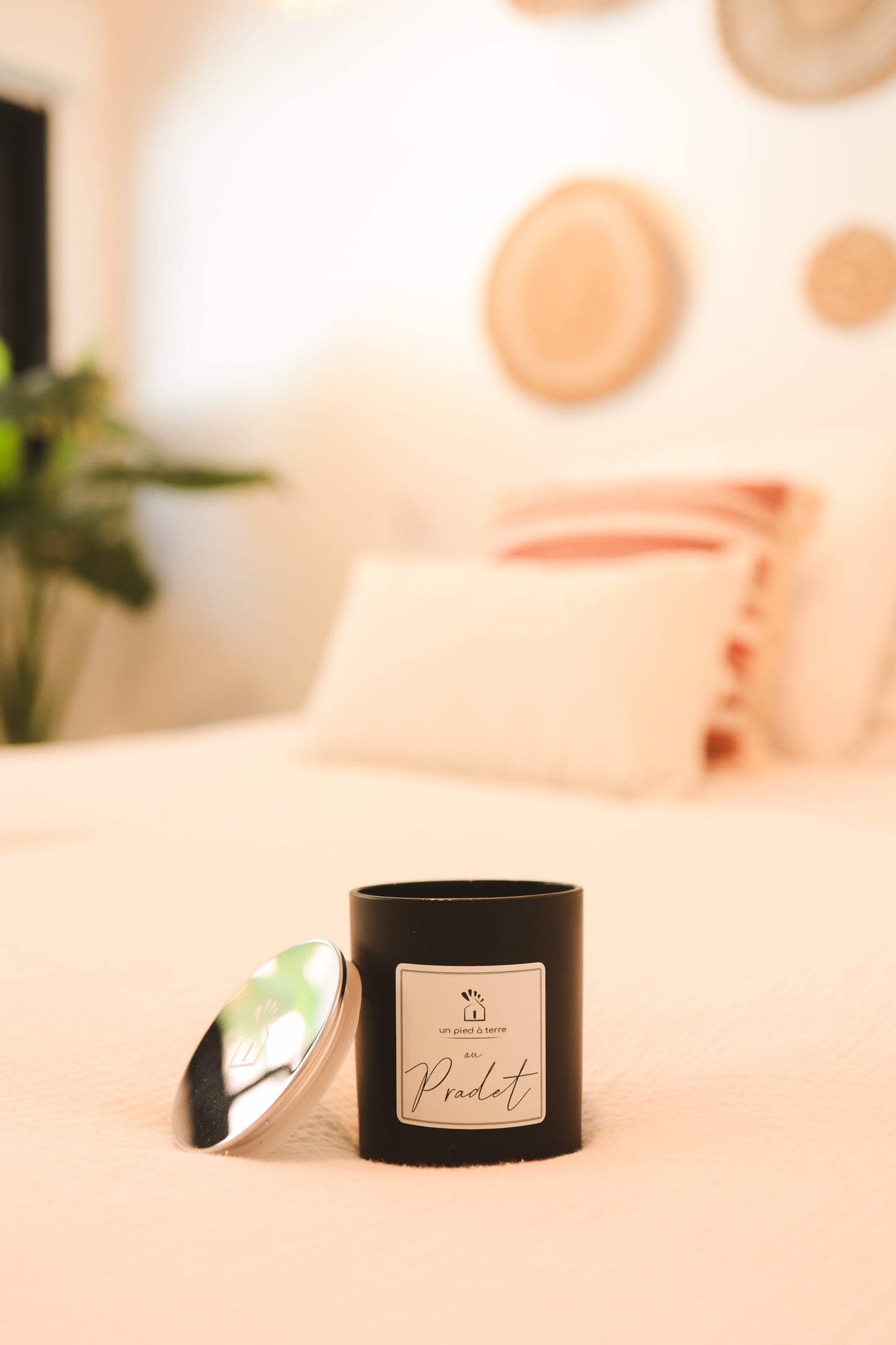 Bougie parfumée "Un Pied à Terre au Pradet"