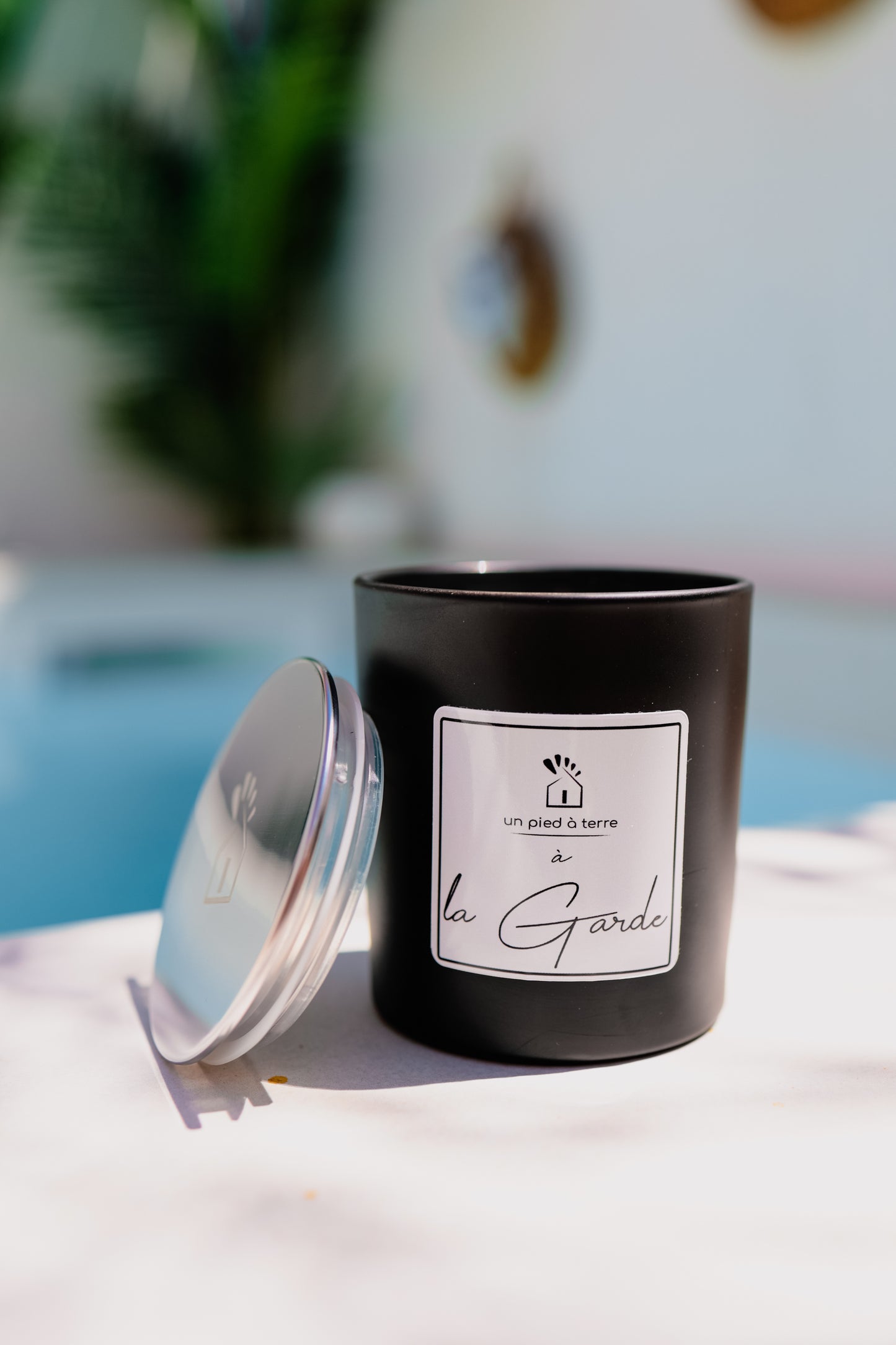 Bougie parfumée "Un Pied à Terre à La Garde"