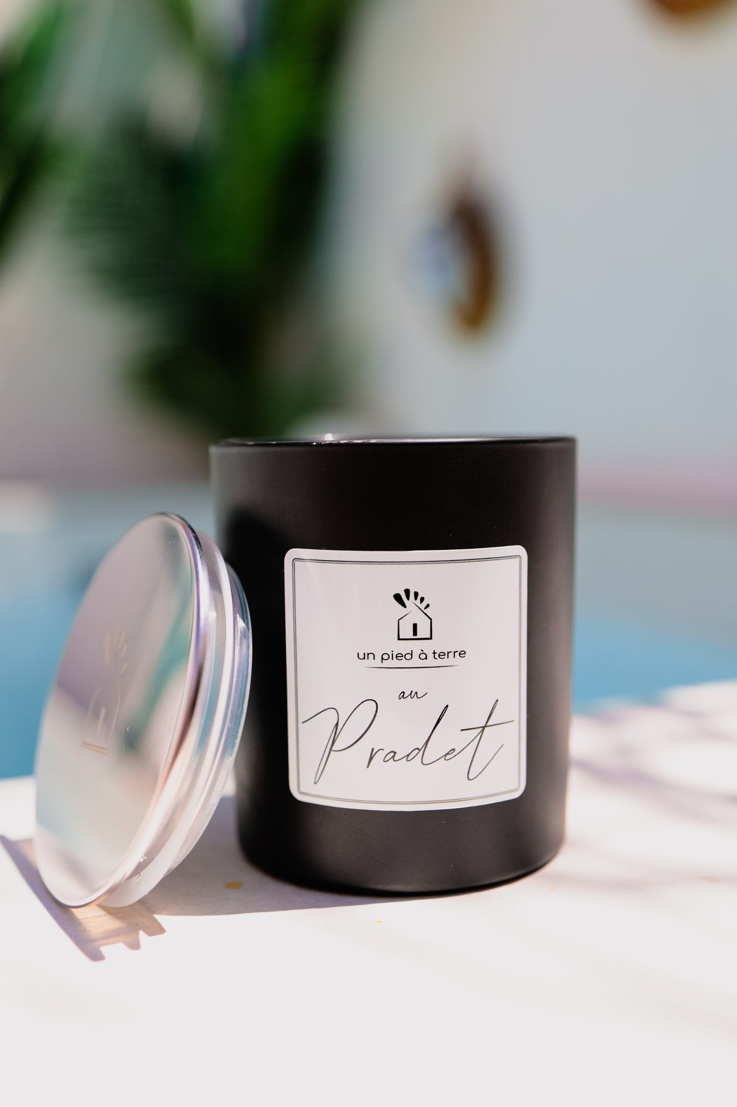 Bougie parfumée "Un Pied à Terre au Pradet"