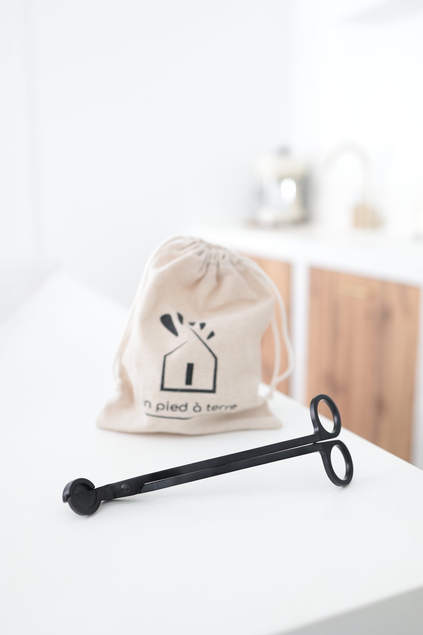 Coupe-mèche noir mat