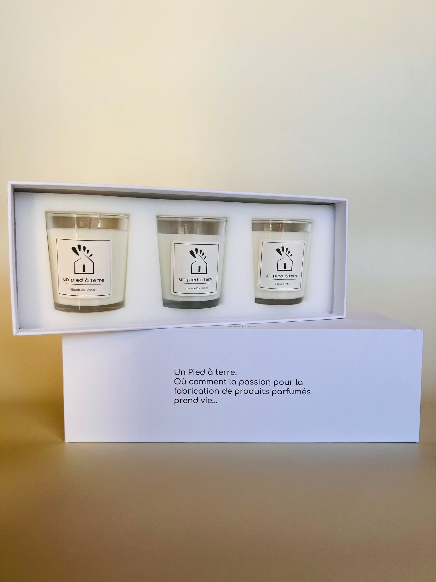 "Le Coffret". 3 bougies votives de la collection "intemporelles"