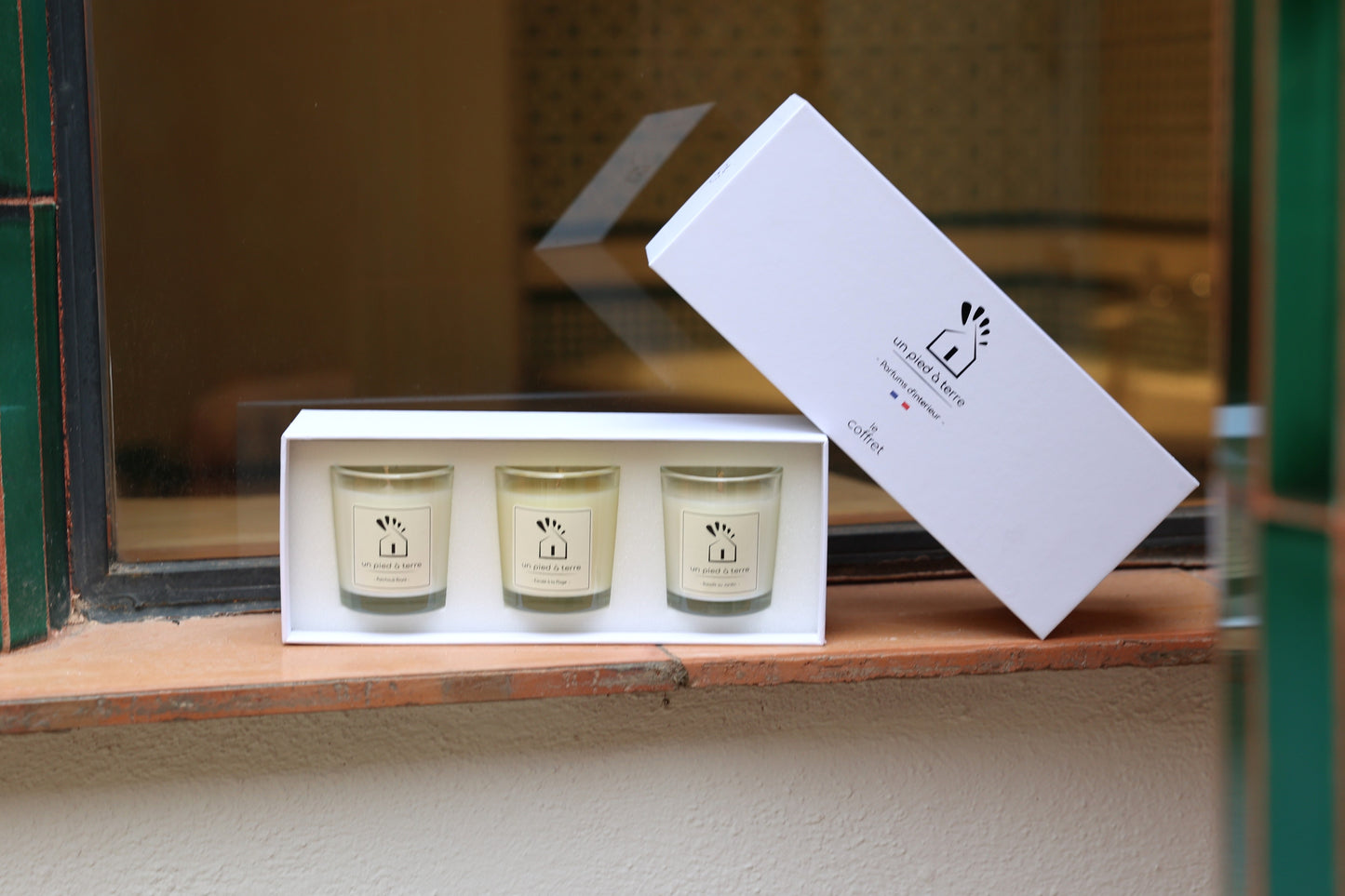 "Le Coffret". 3 bougies votives de la collection "intemporelles"