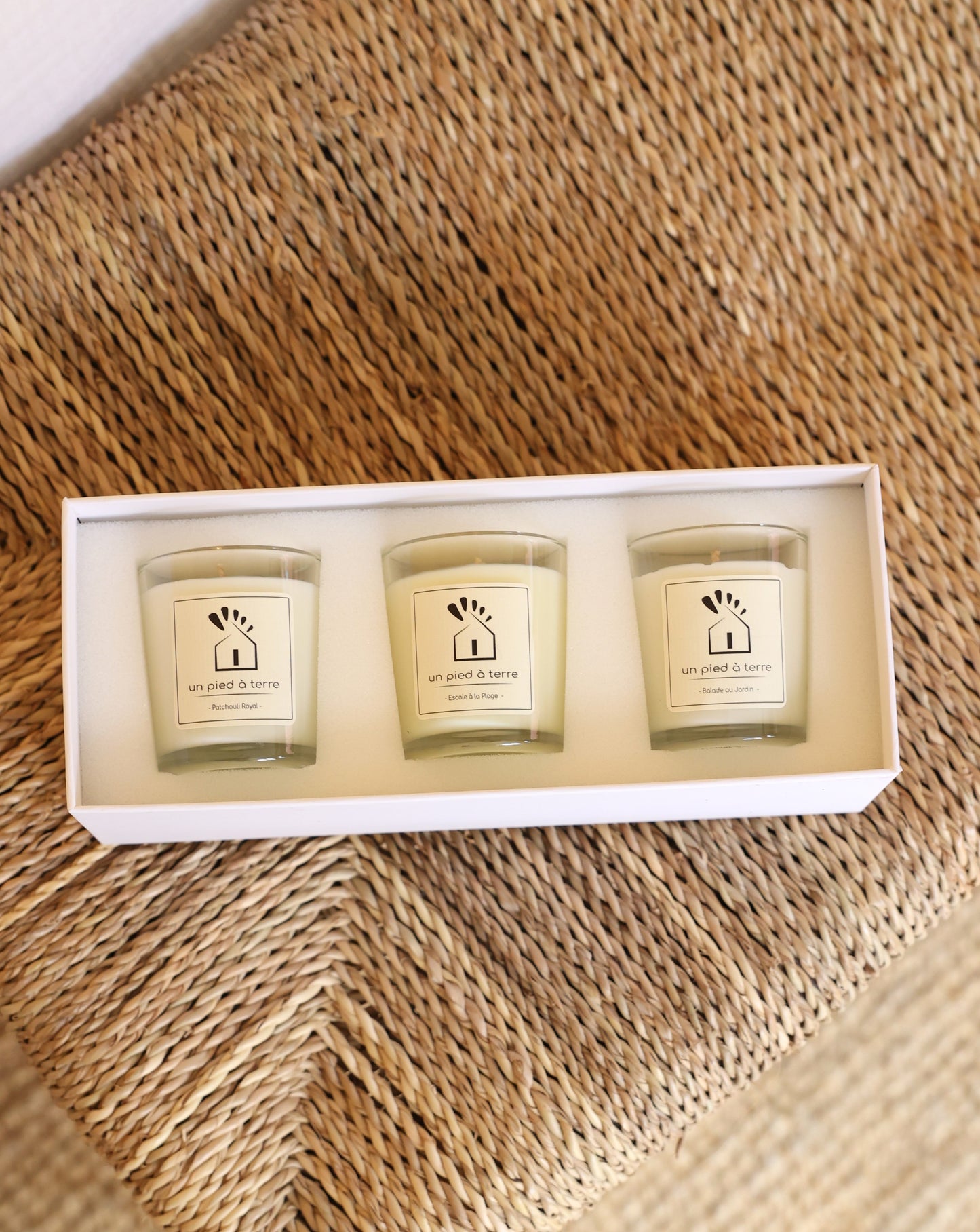 "Le Coffret". 3 bougies votives de la collection "intemporelles"