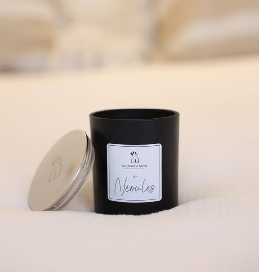 Bougie parfumée "Un Pied à Terre à Néoules"