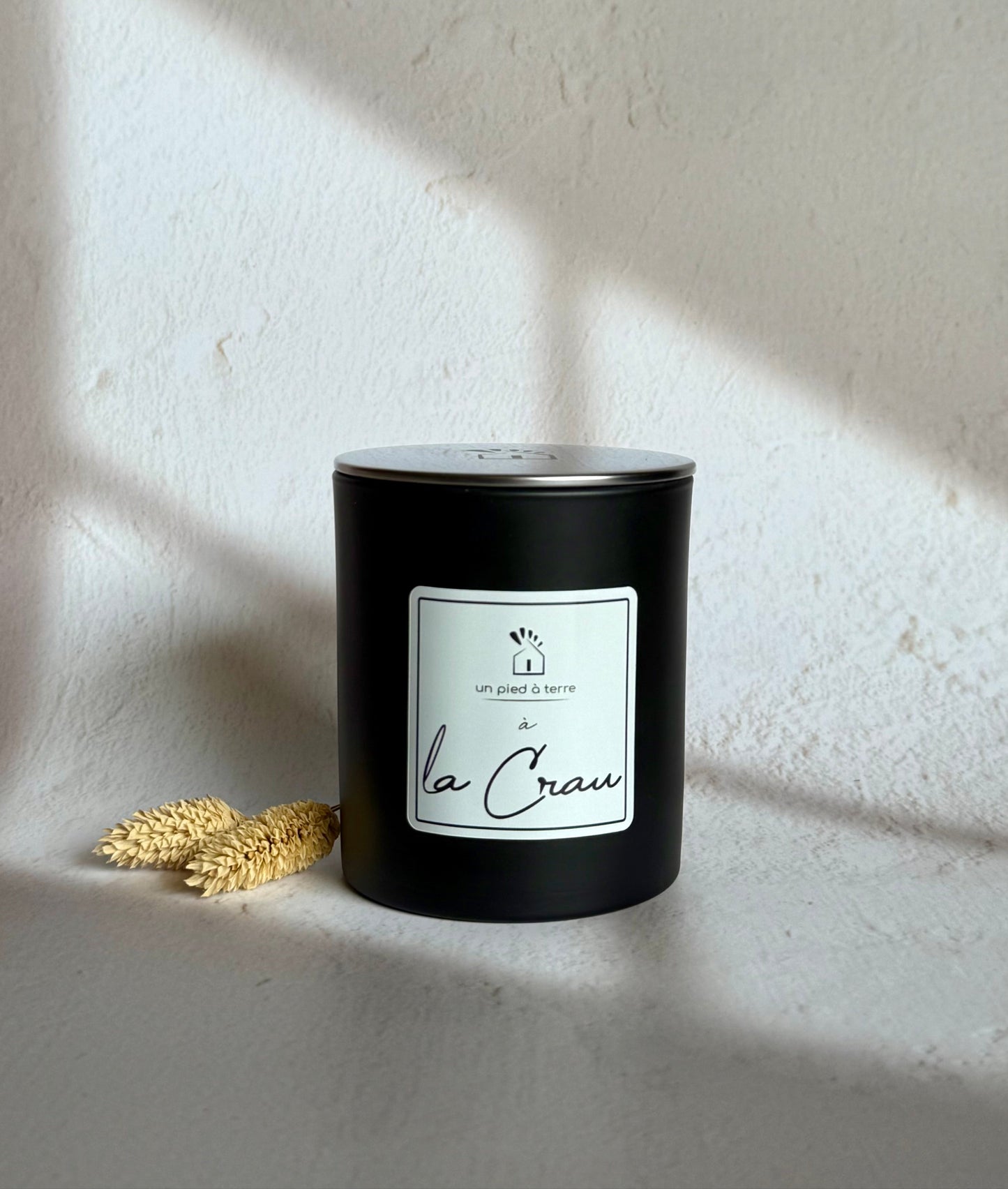 Bougie parfumée "Un Pied à Terre à la Crau"