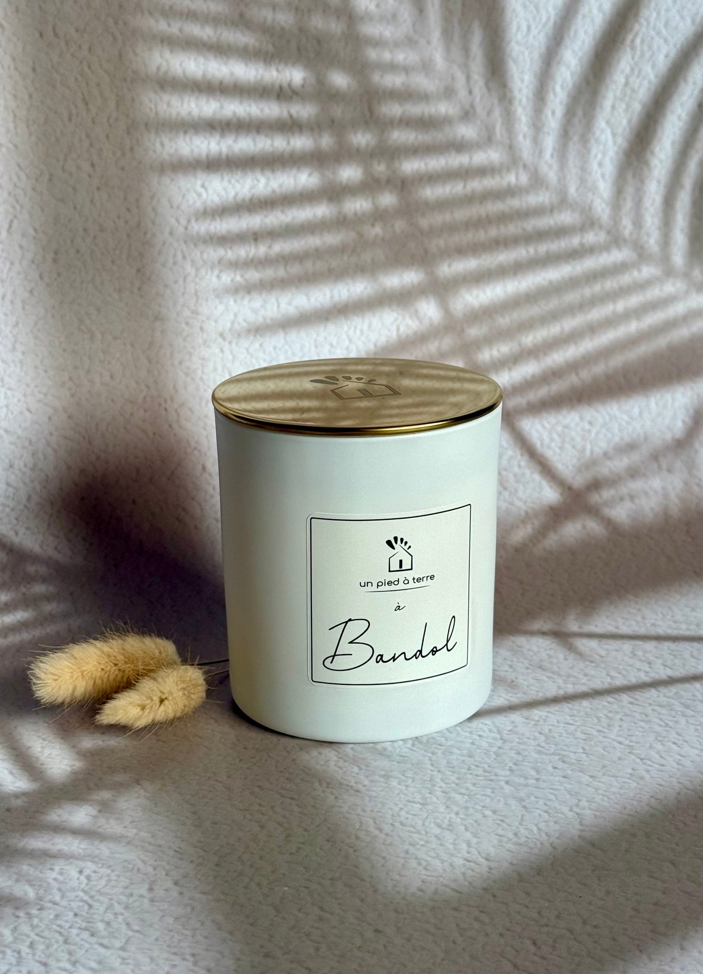 Bougie parfumée "Un Pied à Terre à Bandol"